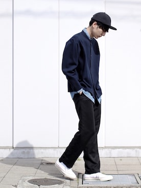 「ノーカラー」｜「アイテム（帽子）」を使った、_ryo_さん（メンズ・180cm）の春コーディネート