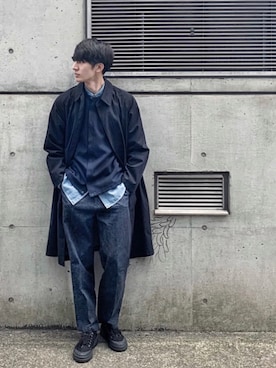 「ノーカラー」｜「アイテム（ステンカラーコート）」を使った、_ryo_さん（メンズ・180cm）の春コーディネート