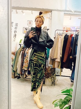 「VINTAGE（ヴィンテージ）のアイテム（ムートンコート）」を使った、Amanさん（レディース・164cm）の秋コーディネート