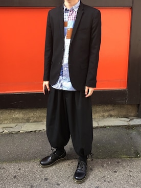 「黒パンツ」｜Tomさん（メンズ・180cm）の秋コーディネート