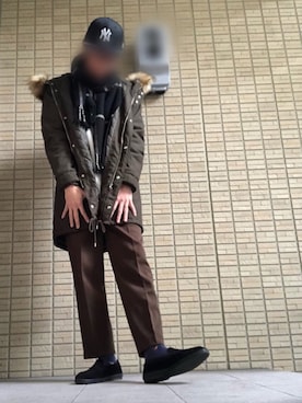「白ニット」｜「アイテム（モッズコート）」を使った、k-sanさん（メンズ・177cm）の冬コーディネート
