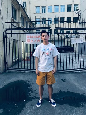 「アイテム（カーゴパンツ、イエロー系）」を使った、Garysuperman777さん（メンズ・180cm）の夏コーディネート