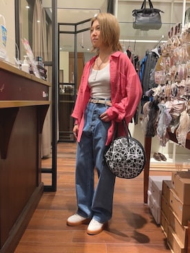 「EACH.（イーチ）のアイテム」を使った、かとぱんさん（レディース・155cm）の夏コーディネート