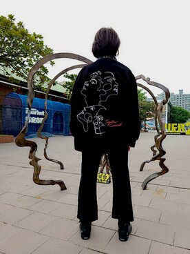 「ZARA（ザラ）のアイテム（デニムジャケット、ブラック系）」を使った、kiki彤さん（レディース・170cm）の冬コーディネート