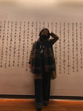 「ZARA（ザラ）のアイテム（パンツ、ブルー系）」を使った、kiki彤さん（レディース・170cm）の冬コーディネート