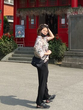「H&M（エイチ・アンド・エム）のアイテム（パンツ、ブラック系）」を使った、kiki彤さん（レディース・170cm）の春コーディネート