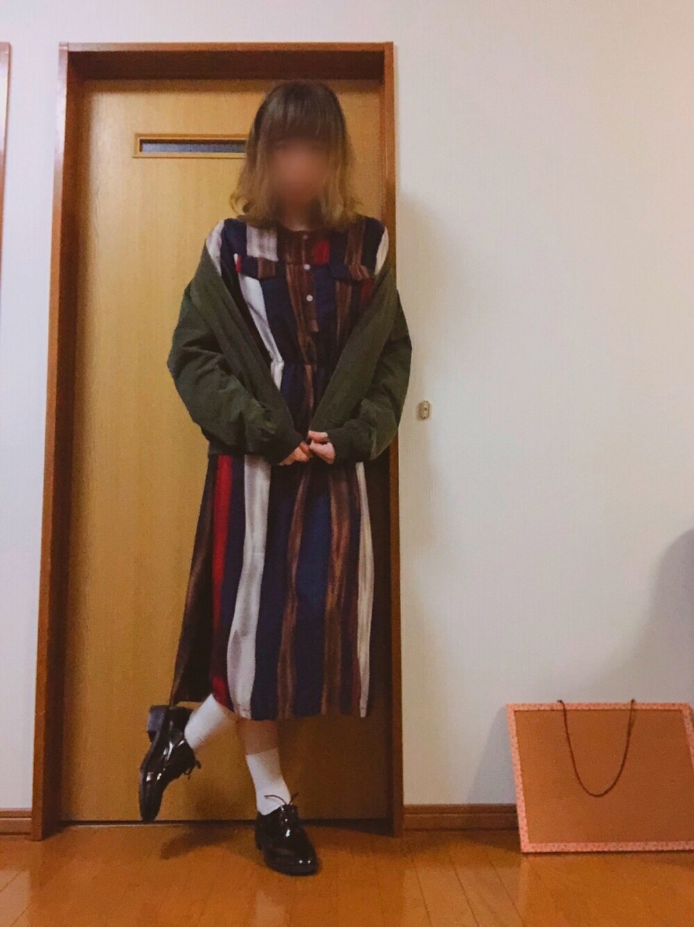 「楽チンコーデ、おしゃれさんと繋がりたい、秋服、秋コーデ、オトナカジュアル、シンプル、レトロ、クラシック、MA-1」｜「古着のアイテム（ワンピース、その他）」を使った、mahalo  さん（レディース・164cm）の秋コーディネートの1枚目の写真