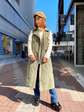 「AVIREX（アヴィレックス）のアイテム（トレンチコート）」を使った、Hikaruさん（レディース・156cm）の春コーディネート