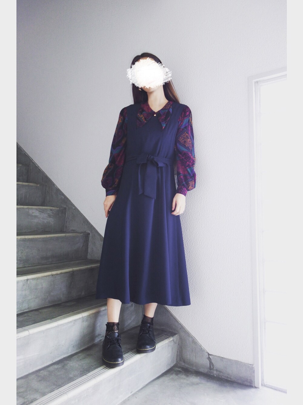 「メルカリ、古着、ジャンパースカート、サロペットスカート、ジャンスカ、レトロ、柄シャツ、柄ブラウス、古着女子、古着コーデ」｜「古着のアイテム（シャツ/ブラウス、その他）」を使った、Yotchさん（レディース・163cm）の春コーディネートの1枚目の写真