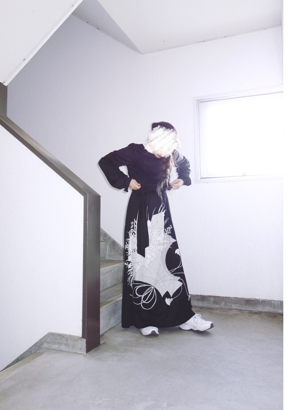 「古着、メルカリ、ヴィンテージ、vintage、vintage style、ヴィンテージワンピース、古着ワンピース、レトロ、古着コーデ、大人古着」｜「古着のアイテム（ワンピース/ドレス、ブラック系）」を使った、Yotchさん（レディース・163cm）の秋コーディネートの1枚目の写真