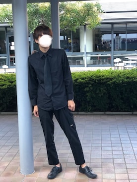 「アイテム（その他シューズ）」を使った、右肩モンテネグロさん（メンズ・175cm・20代）の秋コーディネート