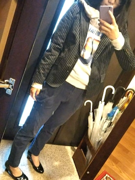 「TOMMY HILFIGER（トミーヒルフィガー）のアイテム（テーラードジャケット）」を使った、新湯杜 沓耶さん（レディース・164cm）の春コーディネート