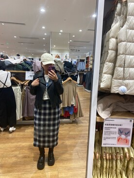 「通勤穿搭」｜「アイテム（キャップ）」を使った、Lufkiさん（レディース・160cm）の秋コーディネート