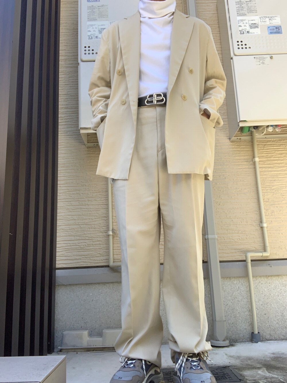 オーラリー セットアップ ベージュ ジャケットとパンツセット 広尾店】美品 オーラリー AURALEE セットアップ ジャケット