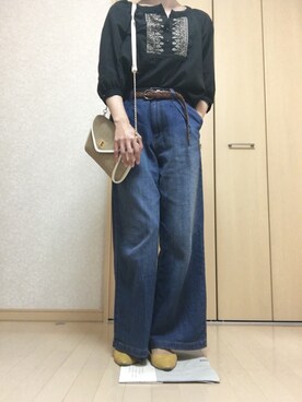 「Honeys（ハニーズ）のアイテム（クラッチバッグ）」を使った、はやうまれさん（レディース・163cm）の春コーディネート