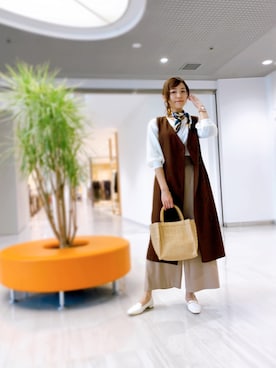 「アイテム（アナログ腕時計、ピンク系）」を使った、yamaokaさん（レディース・166cm）の春コーディネート