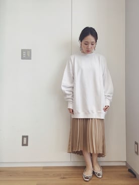 「アパートバイローリーズ」｜「アイテム（スウェット）」を使った、kahoさん（レディース・156cm）の秋コーディネート