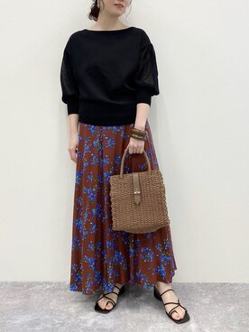 「LOWRYS FARM（ローリーズファーム）のウッドバングル　880326（バングル/リストバンド）」を使った、kahoさん（レディース・156cm）の春コーディネート