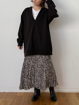「アパートバイローリーズ」｜「アイテム（スウェット）」を使った、kahoさん（レディース・156cm）の秋コーディネート