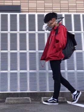 「CONVERSE（コンバース）のアイテム（ナイロンジャケット）」を使った、あまかるさん（メンズ・170cm）の秋コーディネート