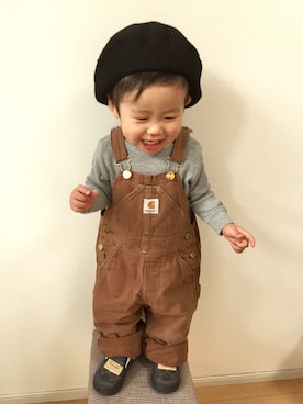 「Carhartt（カーハート）のアイテム（サロペット/オーバーオール）」を使った、y u z u さん（キッズ・80cm）の冬コーディネート