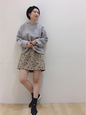 「ボア」｜「アイテム（ハンチング/ベレー帽）」を使った、ほそかわこはるさん（レディース・163cm）の秋コーディネート