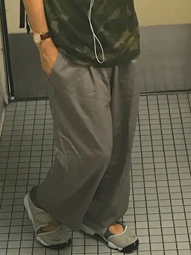 「カモ柄」｜「アイテム（アナログ腕時計）」を使った、まーさんさん（メンズ・174cm）の春コーディネート