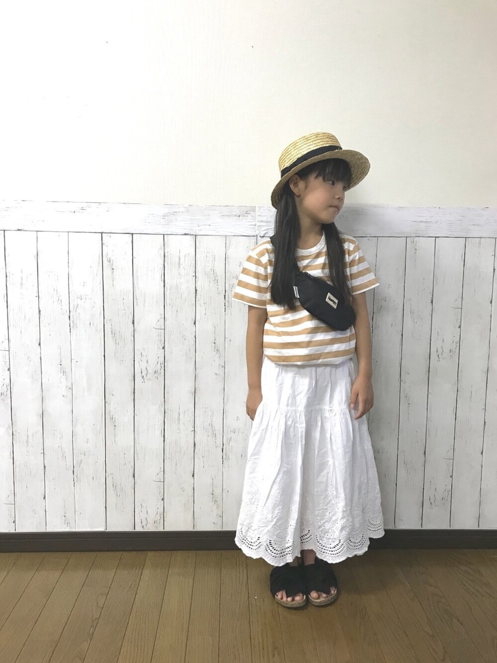 「しましまフェス、夏コーデ、GU、ボーダー、無印良品、夏、ボーダーTシャツ、女の子、カンカン帽、ボディバッグ」｜「無印良品のアイテム（Tシャツ/カットソー、ベージュ系）」を使った、yuuu_soooさん（キッズ・120cm）の夏コーディネートの1枚目の写真