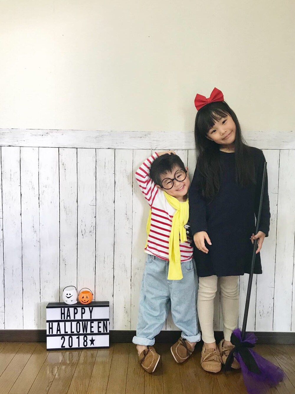 「wearhalloween2018、ハロウィン、キキとトンボ、ハロウィンコーデ、devirock、マイデビロック2018、姉弟、モカシン、仮装、halloween」｜「devirockのアイテム（Tシャツ/カットソー、ホワイト系）」を使った、yuuu_soooさん（キッズ・120cm）の秋コーディネートの1枚目の写真
