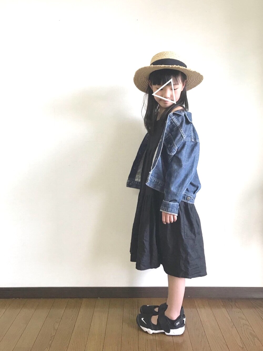 「女の子コーデ、休日スタイル、kids、おしゃれさんと繋がりたい、カジュアルコーデ、エアリフト、y__n、ワンピース、デニムジャケット、ZARA」｜「y__n💕のアイテム（ワンピース、ブラック系）」を使った、yuuu_soooさん（キッズ・120cm）の夏コーディネートの1枚目の写真