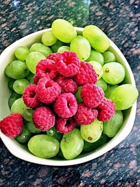 sara gecziさんのコーディネート