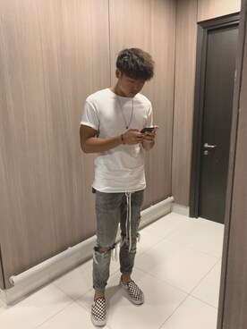 「PULL&BEAR（プルアンドベア）のアイテム（Tシャツ/カットソー）」を使った、Markjaiさん（メンズ・176cm）の夏コーディネート
