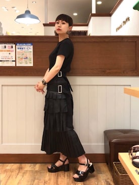 「UNIQLO（ユニクロ）のクルーネックT（半袖）（Tシャツ/カットソー）」を使った、yumiさん（レディース・155cm）の夏コーディネート