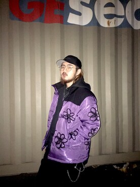 「Mitchell&Ness（ミッチェル&ネス）のアイテム（帽子）」を使った、Pursura🇹🇼さん（メンズ・180cm）の冬コーディネート