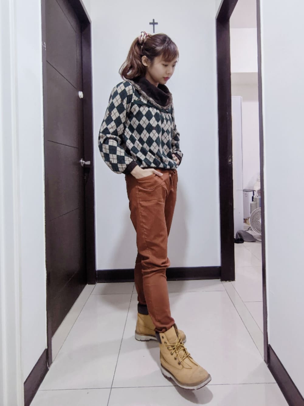 「axes femmeのアイテム（ニット/セーター、グリーン系）」を使った、Yuchiさん（レディース・161cm）の秋コーディネートの1枚目の写真