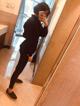 「ALAIA（アライア）のアイテム」を使った、MavisYANさん（レディース・172cm）の冬コーディネート