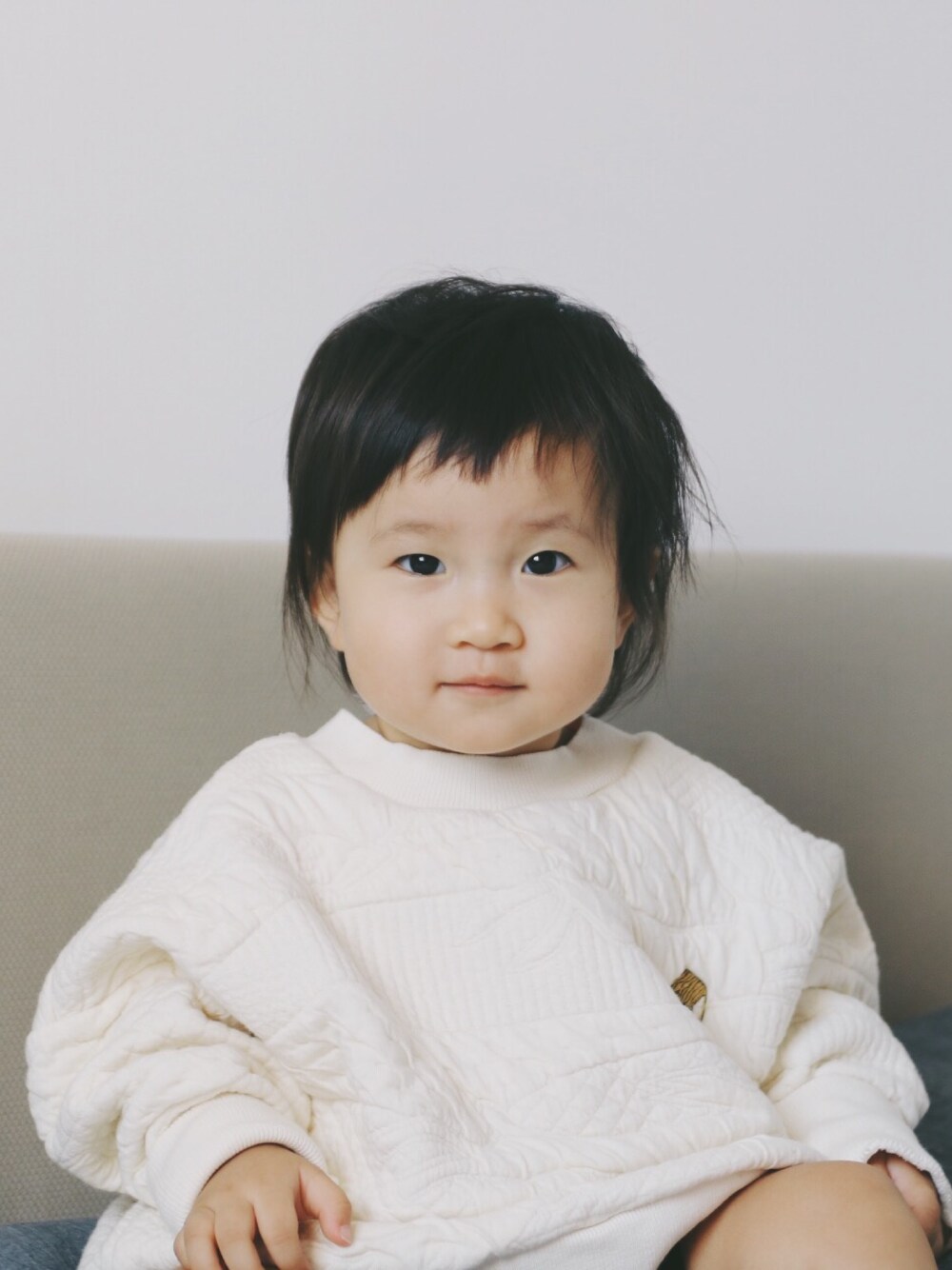 「kids、BOBO CHOSES、2016AW」｜「BOBO CHOSESのアイテム（パーカー、ホワイト系）」を使った、M03さん（キッズ・80cm）の夏コーディネートの1枚目の写真
