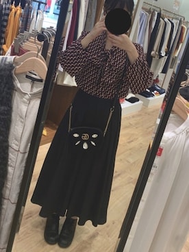 「アイテム（イヤリング）」を使った、kikiさん（レディース・158cm）の秋コーディネート