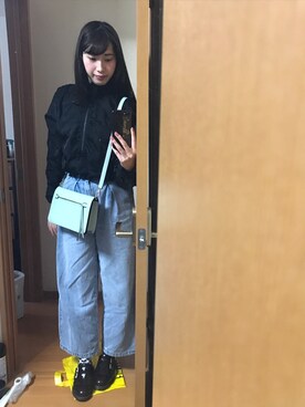 「アイテム（メッセンジャーバッグ、ブルー系）」を使った、honokaさん（レディース・165cm）の春コーディネート