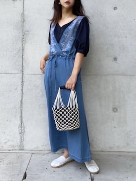 「ぺプラムトップス」｜「アイテム（スリッポン）」を使った、まゆ❤︎さん（レディース・156cm）の春コーディネート