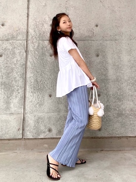 「ぺプラムトップス」｜「アイテム（ビーチサンダル）」を使った、まゆ❤︎さん（レディース・156cm）の夏コーディネート