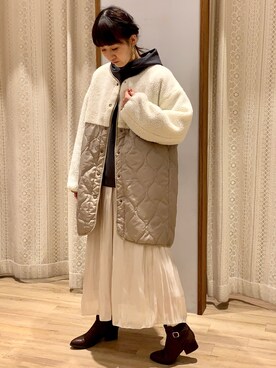 「earth music&ecology（アースミュージックアンドエコロジー）のボア＆キルティングコート  ＊（その他アウター）」を使った、satomikamoさん（レディース・162cm）の秋コーディネート