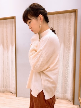 「earth music&ecology（アースミュージックアンドエコロジー）のシアーワッシャースカート　＊（スカート）」を使った、satomikamoさん（レディース・162cm）の秋コーディネート