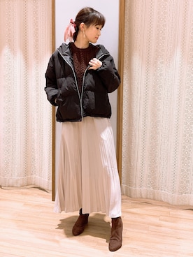 「earth music&ecology（アースミュージックアンドエコロジー）のパウダー綿ショートブルゾン　＊（ブルゾン）」を使った、satomikamoさん（レディース・162cm）の冬コーディネート