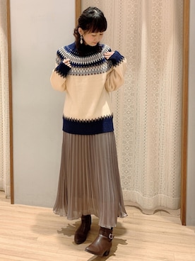 「earth music&ecology（アースミュージックアンドエコロジー）のアイテム（ニット/セーター）」を使った、satomikamoさん（レディース・162cm）の冬コーディネート
