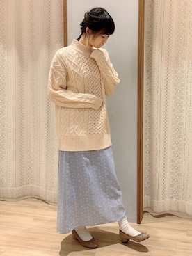「Aラインスカート」｜「アイテム（ニット/セーター）」を使った、satomikamoさん（レディース・162cm）の冬コーディネート