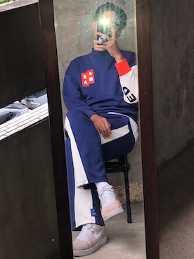 「ADER error（アーダーエラー）のアイテム（チノパンツ）」を使った、Bo Han Huangさん（メンズ・187cm）の春コーディネート