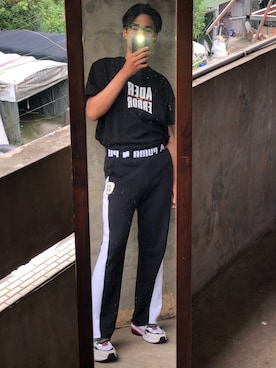 「ADER error（アーダーエラー）のアイテム（チノパンツ）」を使った、Bo Han Huangさん（メンズ・187cm）の春コーディネート