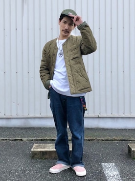 「アイテム（ノーカラージャケット、グリーン系）」を使った、164164さん（メンズ・170cm）の冬コーディネート