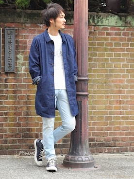 「青×白」｜「アイテム（その他アウター）」を使った、isekat.aさん（メンズ・176cm）の春コーディネート